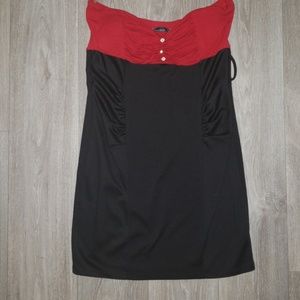 Red and black strapless dress